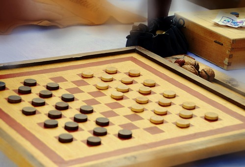 MODERNÍ DESKOVÉ HRY