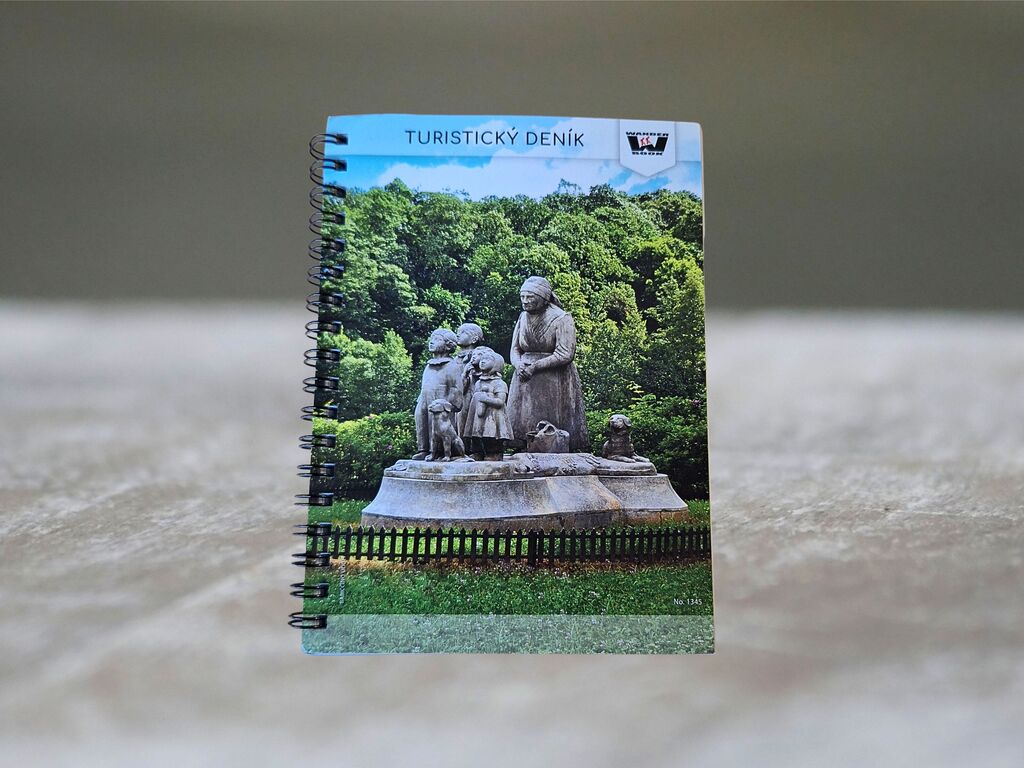 Pomník Babička s dětmi