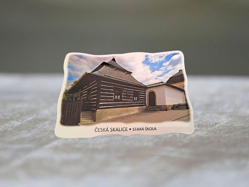 Magnet Stará škola v České Skalici / vlnka/