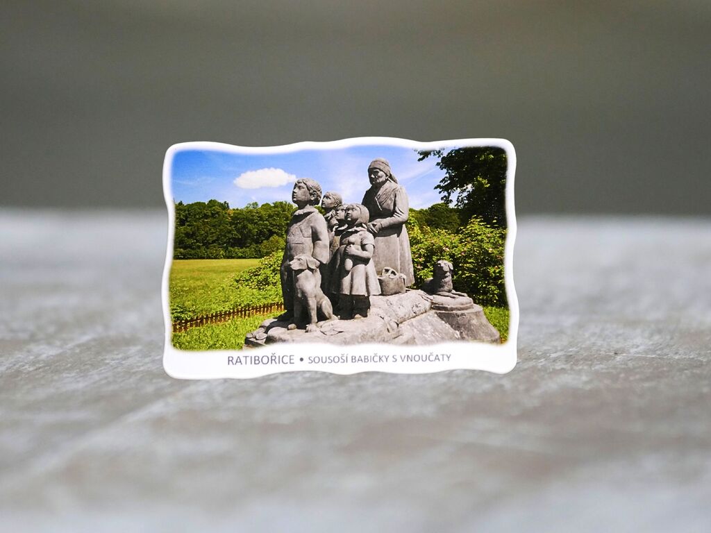 Magnet sousoší v Ratibořicích / vlnka/