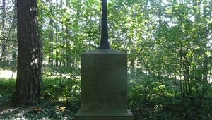 Pomník na hrobě svobodníka Baiera