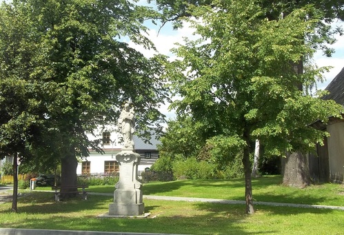 Socha sv. Jana Nepomuckého