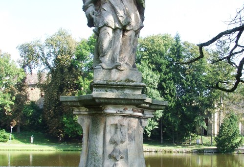 Socha Jana Nepomuckého